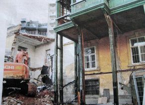 Die Veranda vor dem Abbruch (Foto Kleine Zeitung)