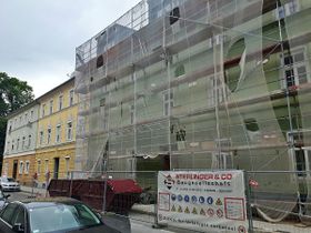 Ansicht aus Südost (Erstes Gebäude von links) - 2021